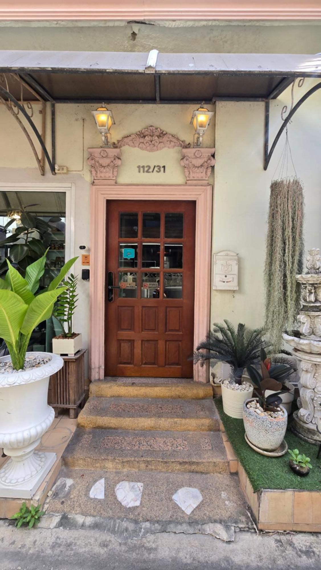Wang Lang Hostel Bangkok Exterior photo