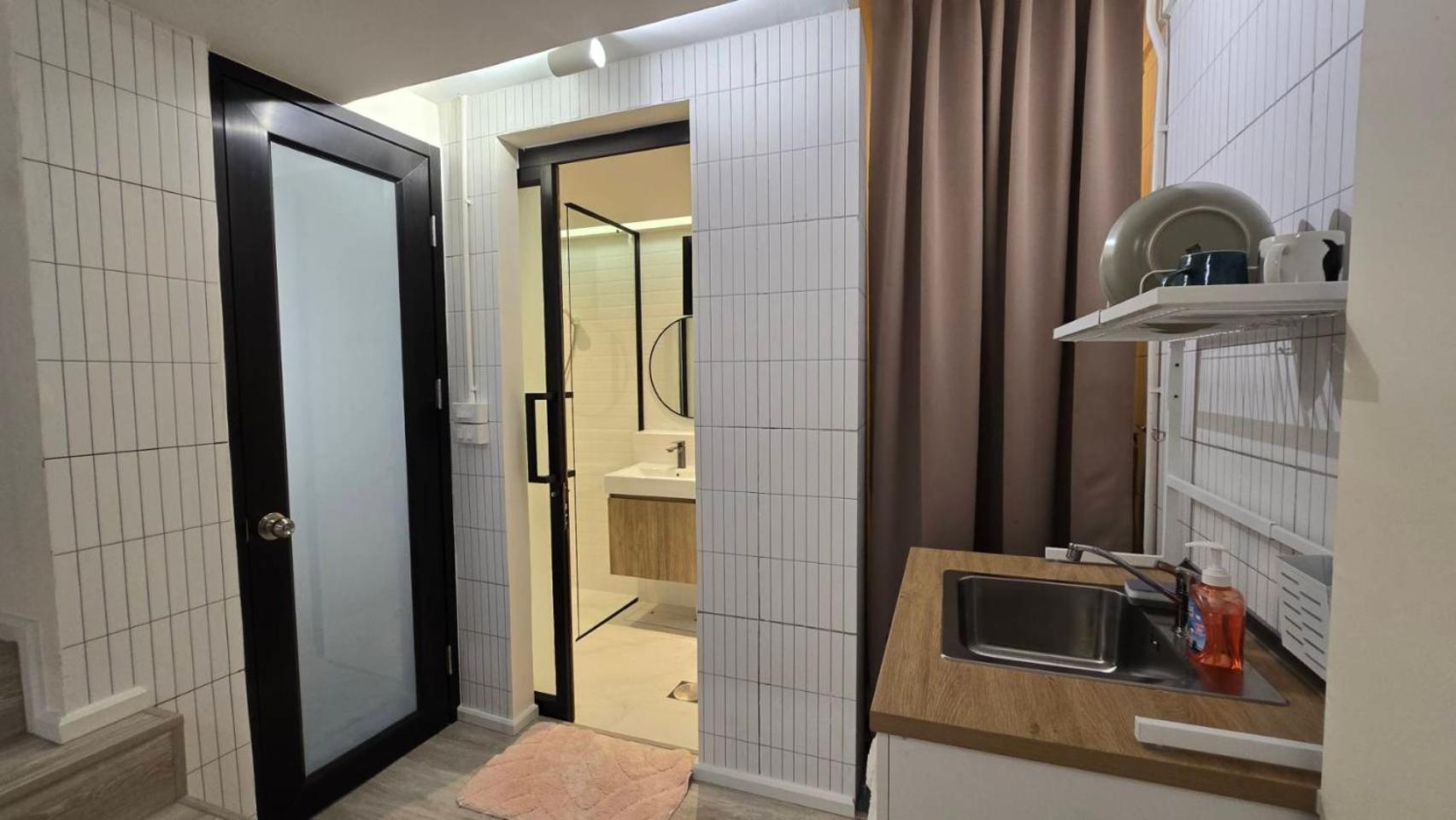Wang Lang Hostel Bangkok Exterior photo