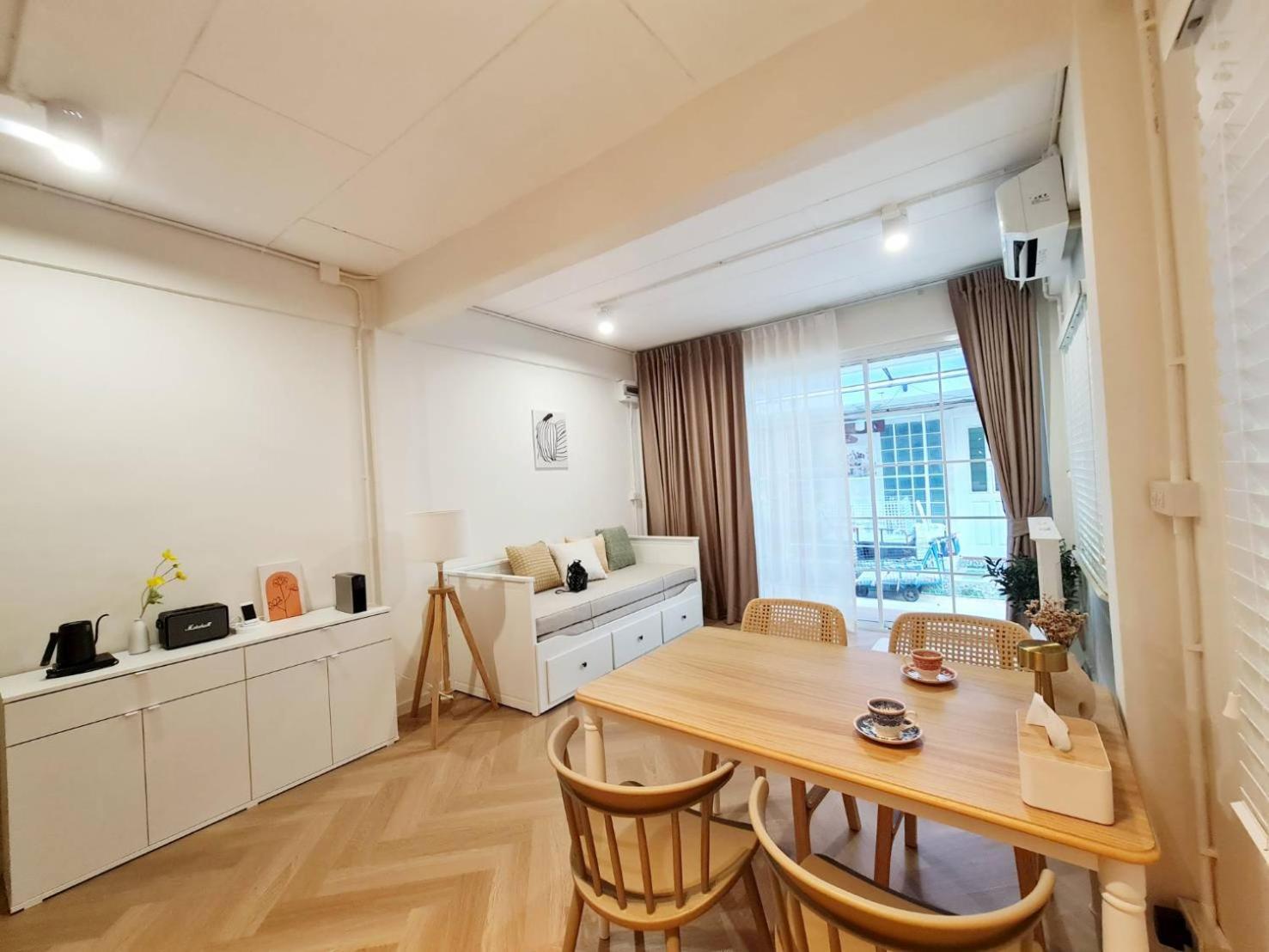 Wang Lang Hostel Bangkok Exterior photo