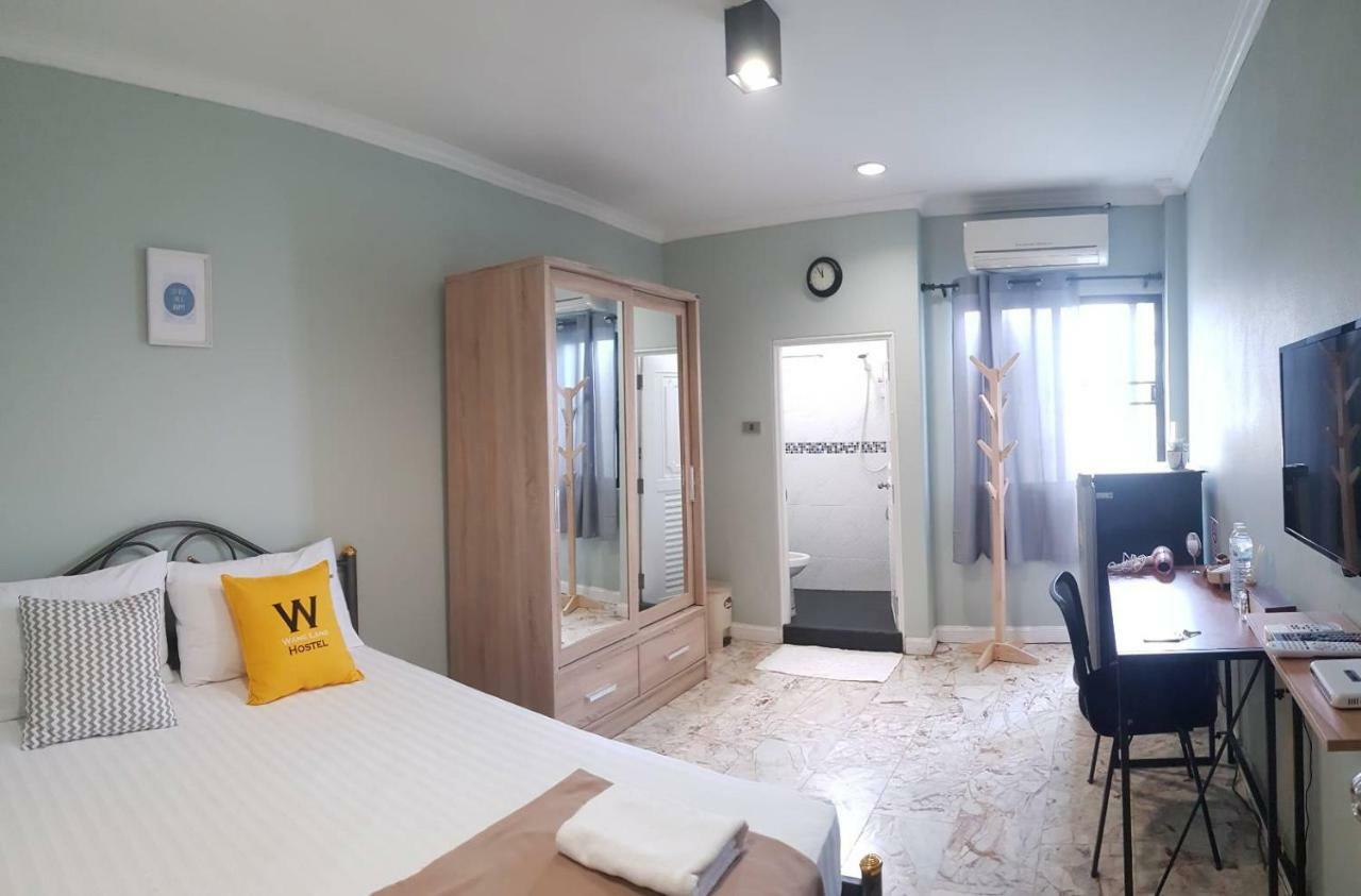 Wang Lang Hostel Bangkok Exterior photo